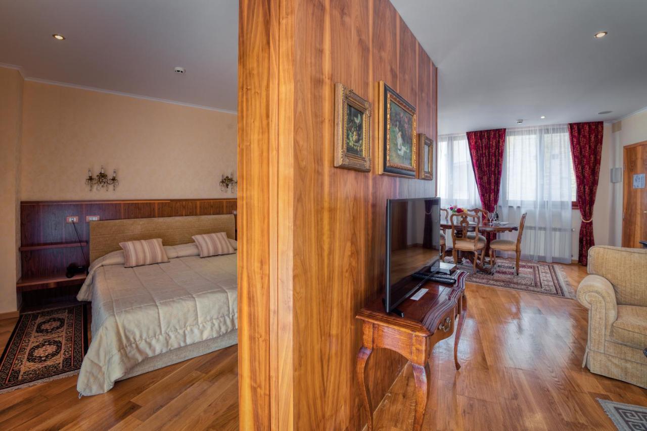 Hotel Soli Invicto Elenovo  Luaran gambar