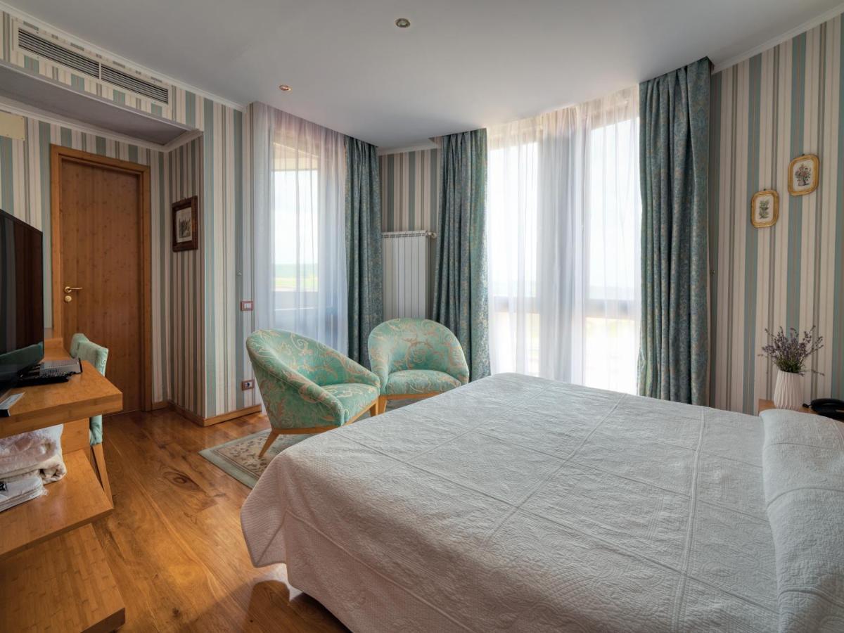 Hotel Soli Invicto Elenovo  Luaran gambar